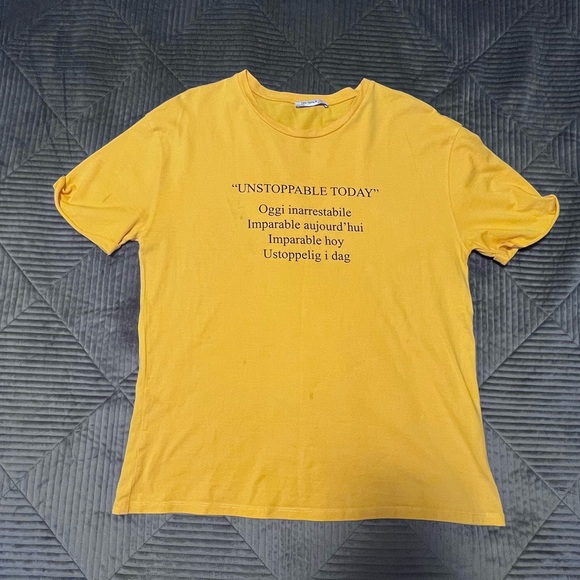 ZARA Mustard T-shirt - Picture 1 of 2